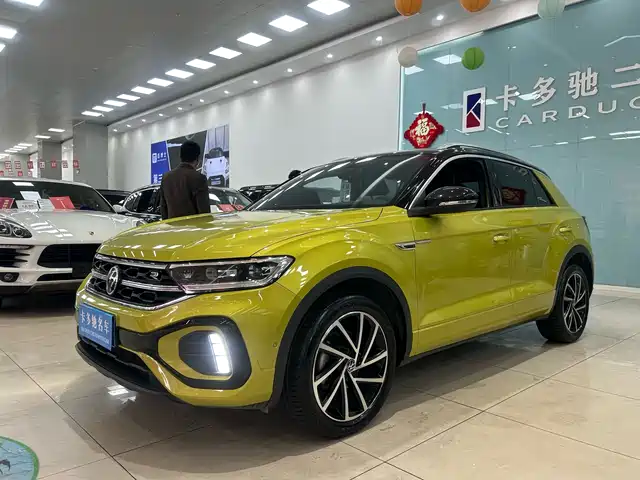 VOLKSWAGEN T ROC EXPLORING SONGS