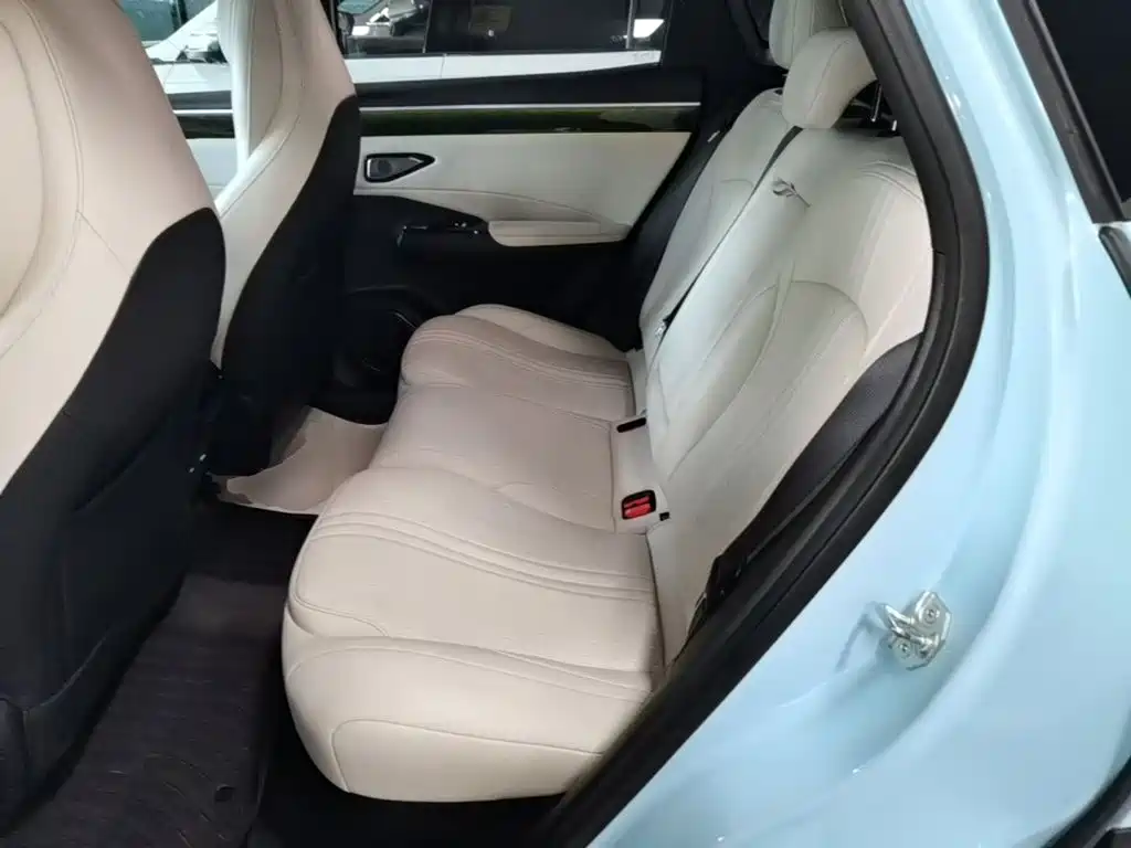 Geely Galaxy Galaxy L7 2023 2023 1.5T 115km Starship