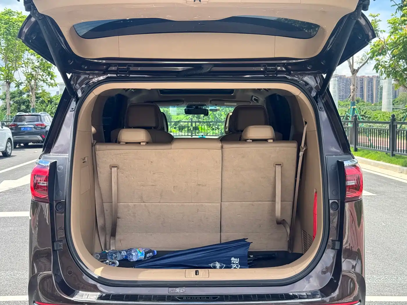 Фото 13 - Buick GL8