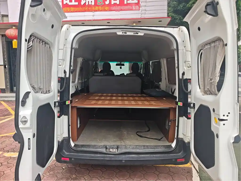 Yuan Cheng Farizon Super VAN 2024 2024 Zhifu Edition Action Short Wheelbase Medium Roof 51kWh
