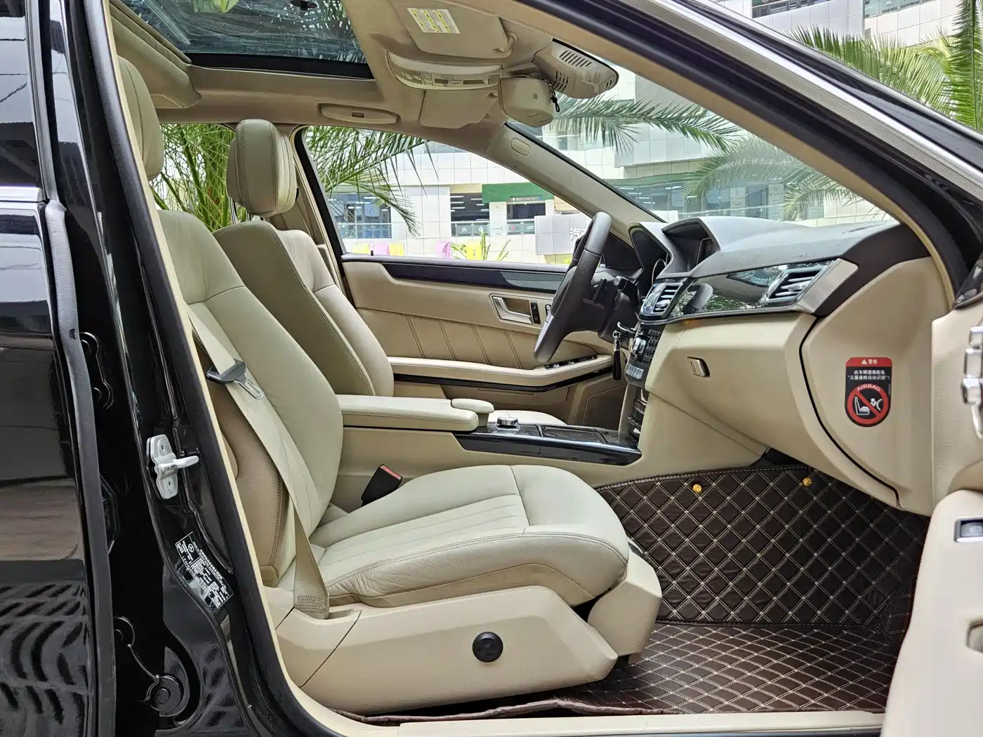 Mercedes-Benz E-Class 2014 Facelift E 260 L Sport фото 8