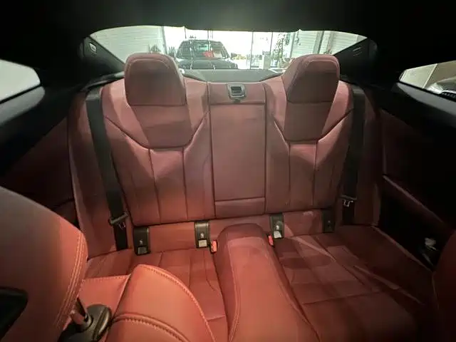 BMW 4 Series 2024 430i M Sport Shadow Edition фото 10