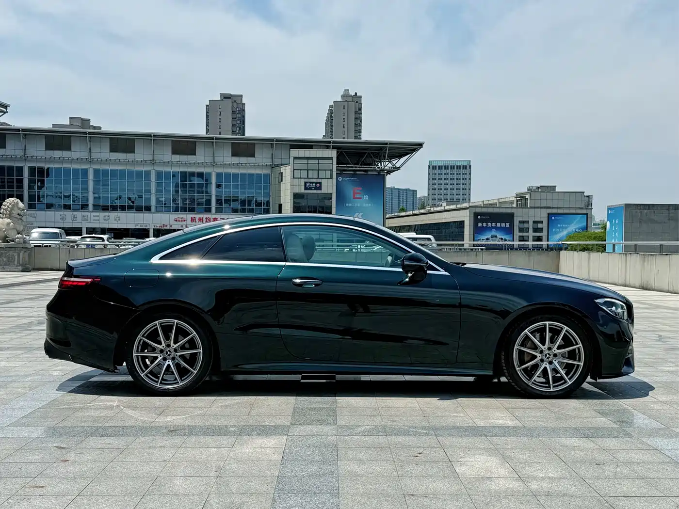 MERCEDES-BENZ E-CLASS (IMPORTED)