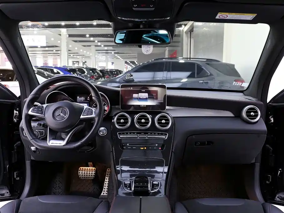 Mercedes-Benz GLC AMG 2017 AMG GLC 43 4MATIC фото 9