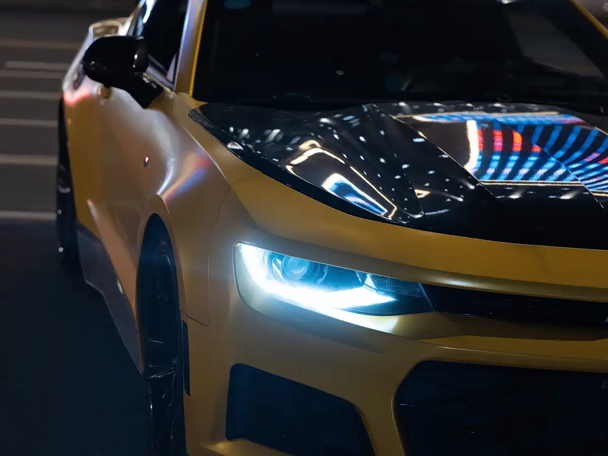 Chevrolet Camaro 2017 2.0T RS фото 7