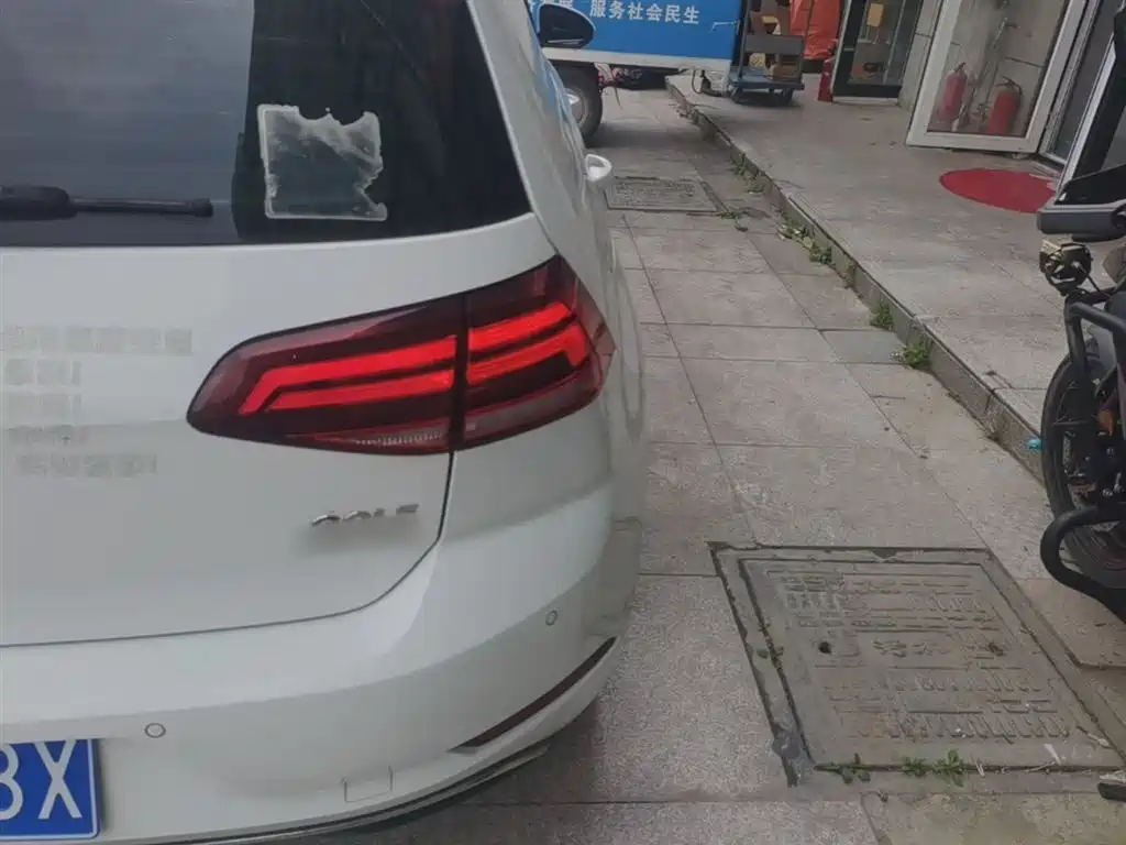 Volkswagen Golf 2019 200TSI DSG Comfort Progressive China VI фото 8