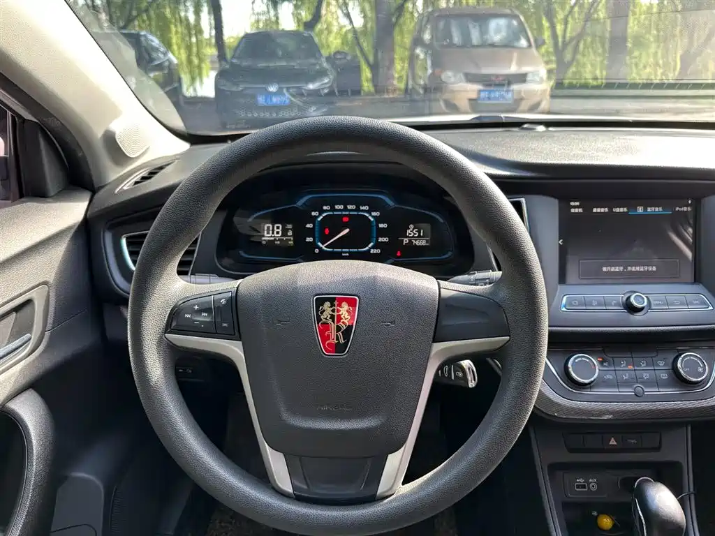 Roewe 360 2016 2015 1.5L Automatic Luxury
