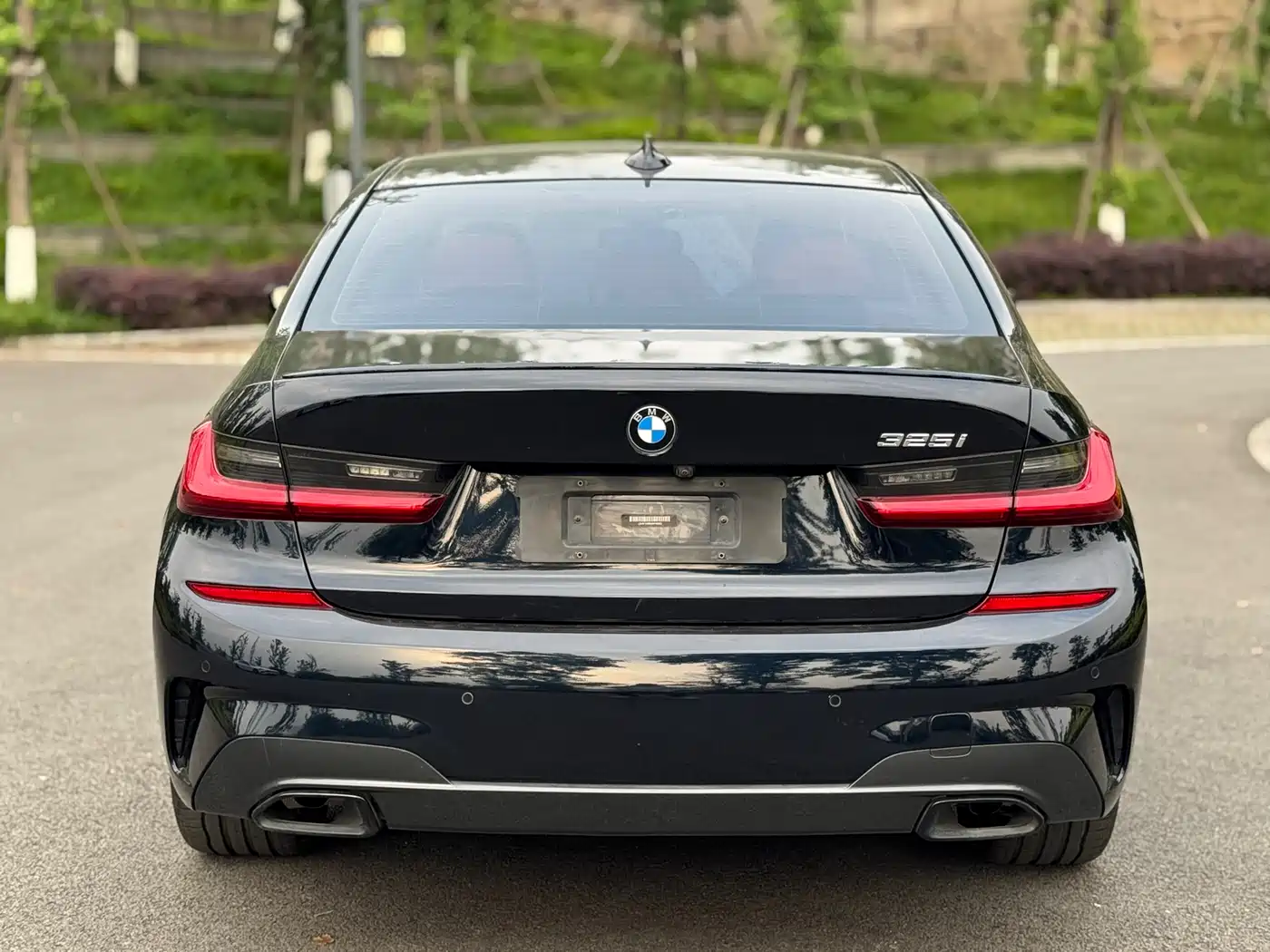 BMW 3 Series 2021 325i M Sport Night Edition фото 9