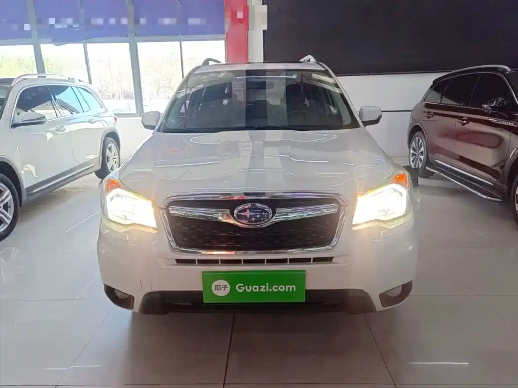 Subaru Forester 2013 2.5i Automatic Luxury Edition фото 3