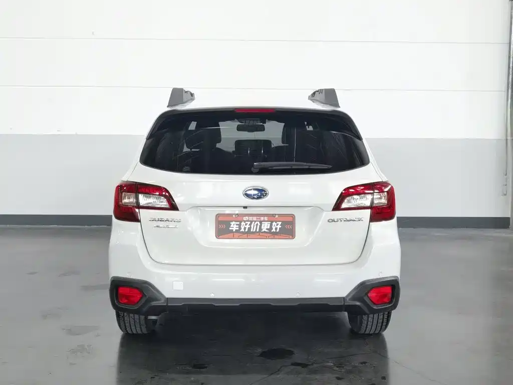 Фото 4 - Subaru Outback