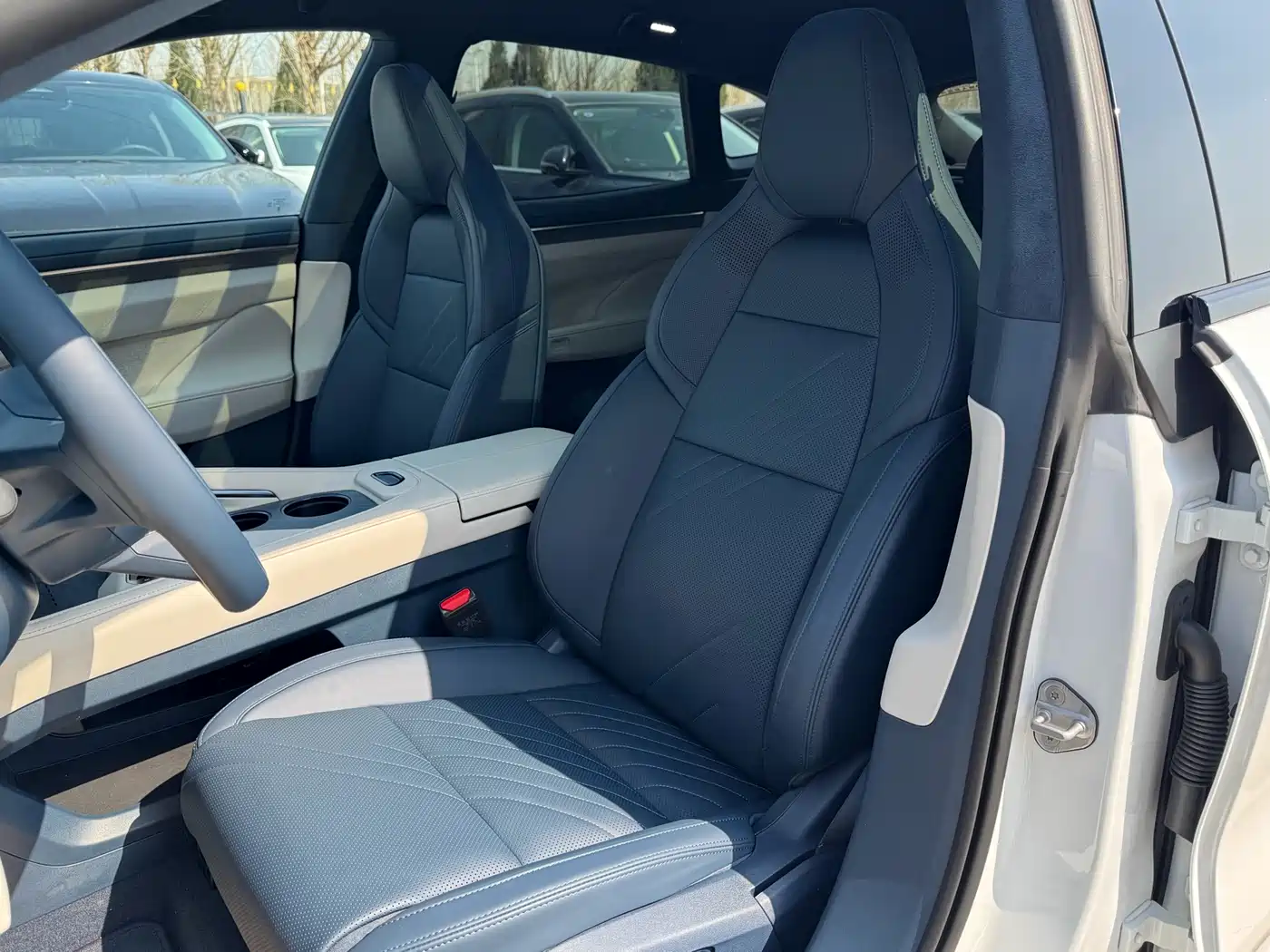 ZEEKR EXTREME KRYPTON 001