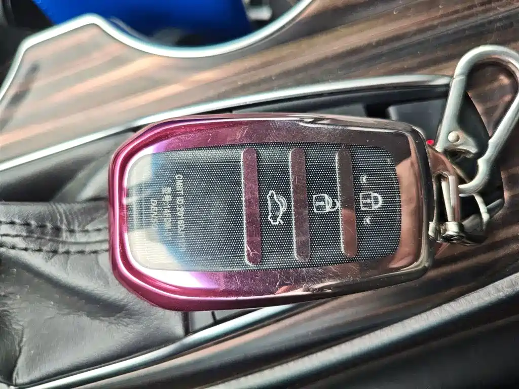 Toyota Camry 2018 2.5G Luxury Edition фото 9