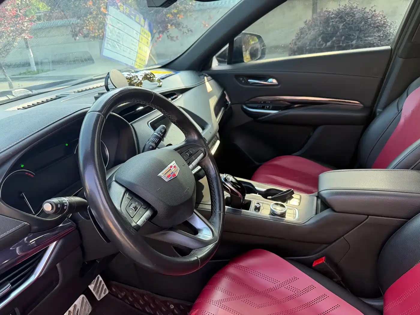 Cadillac XT4 2021 28T FWD Technology Edition фото 6