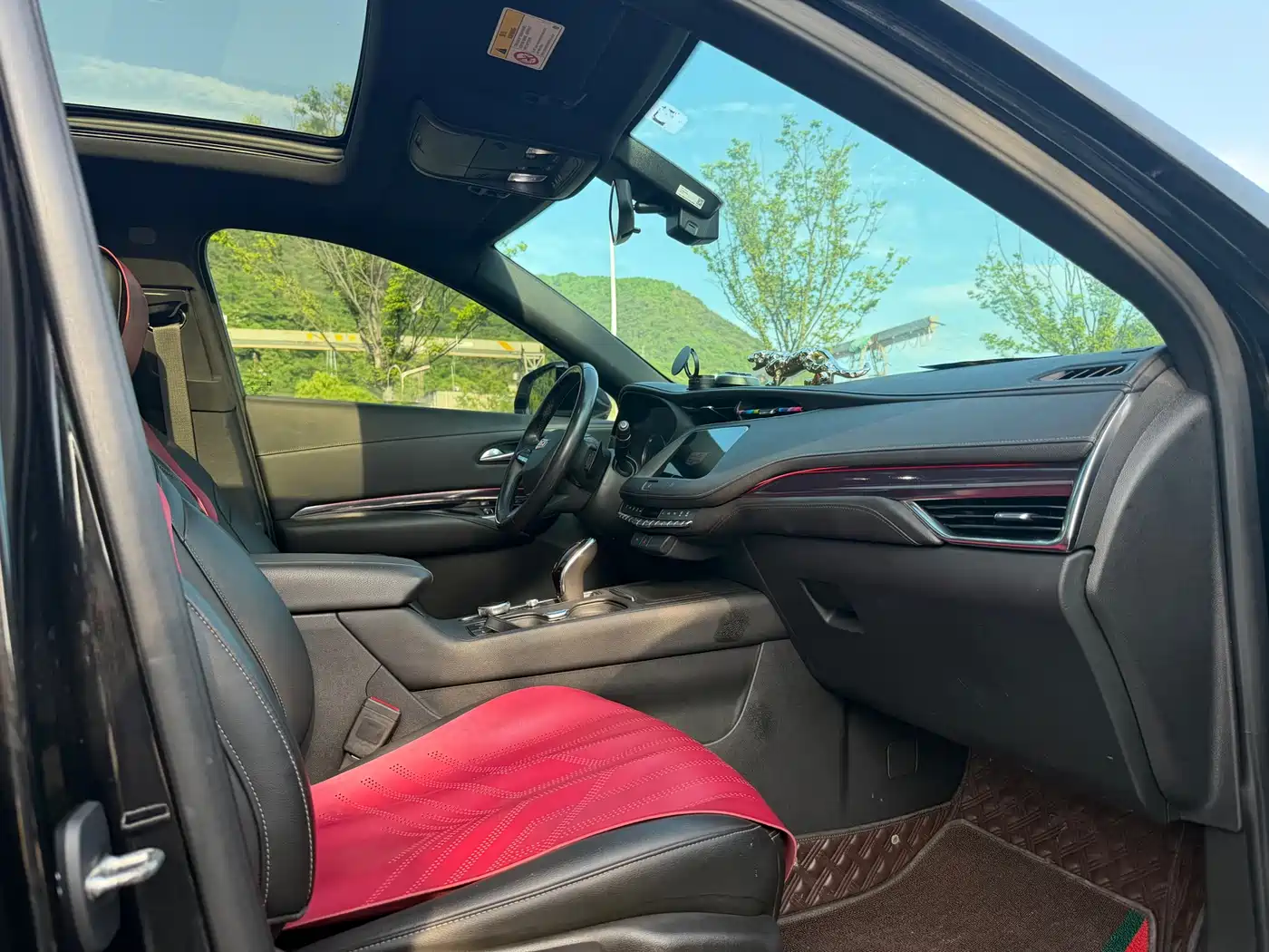 Cadillac XT4 2021 28T FWD Technology Edition фото 12