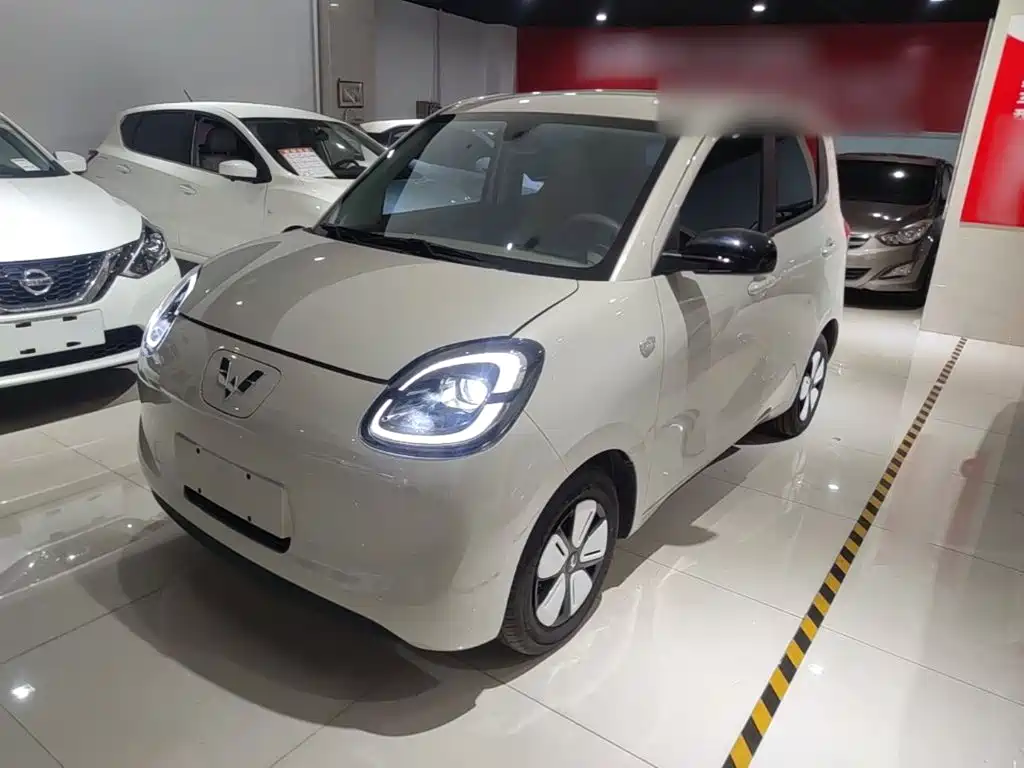 Wuling Motors Hongguang MINIEV 2025 4-Door Advanced
