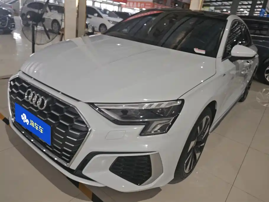Audi A3 2024 Model A3L Limousine 35 TFSI Fashion Elegance