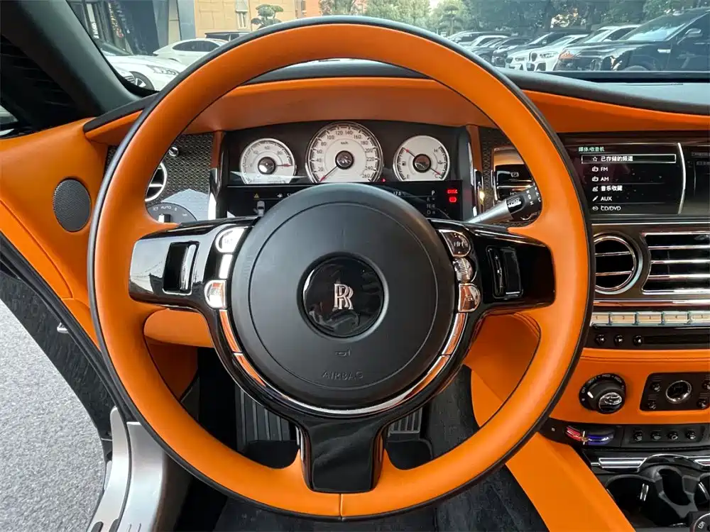 Rolls-Royce Wraith 2018 6.6T Black Badge фото 5