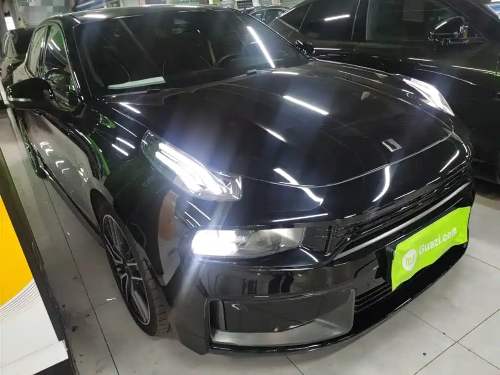 Lynk & Co 03 2022 03+ 2.0TD Auto Wind Rider Edition фото 22