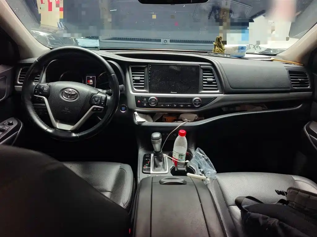 Toyota Highlander 2018 2.0T 4WD Luxury 7-seater (China V) фото 13