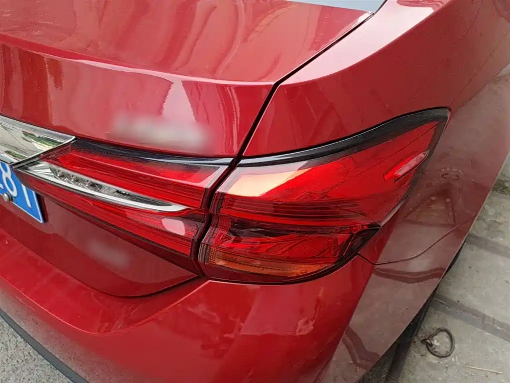 Toyota Levin 2017 Facelift 185T CVT Elite (China V) фото 8