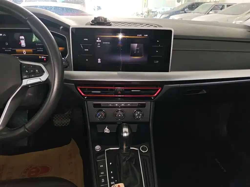 Volkswagen Lavida 2023 200TSI DSG Starlight Comfort Edition фото 13
