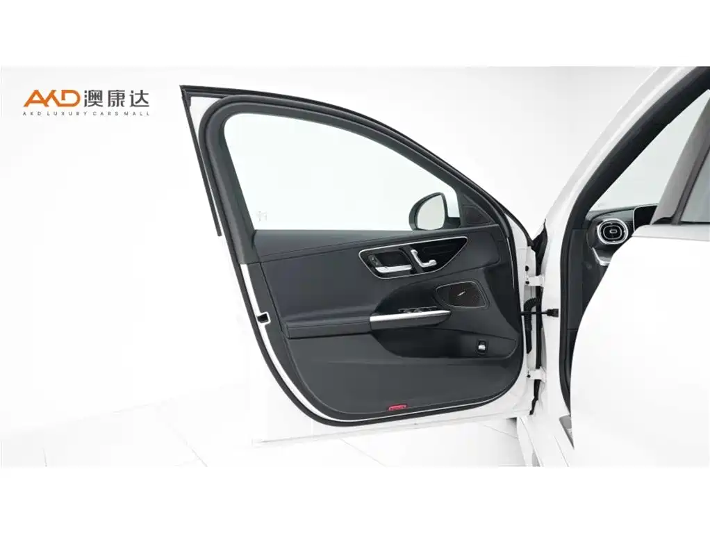 Mercedes-Benz C-Class 2022 C 260 L Sport Edition фото 10