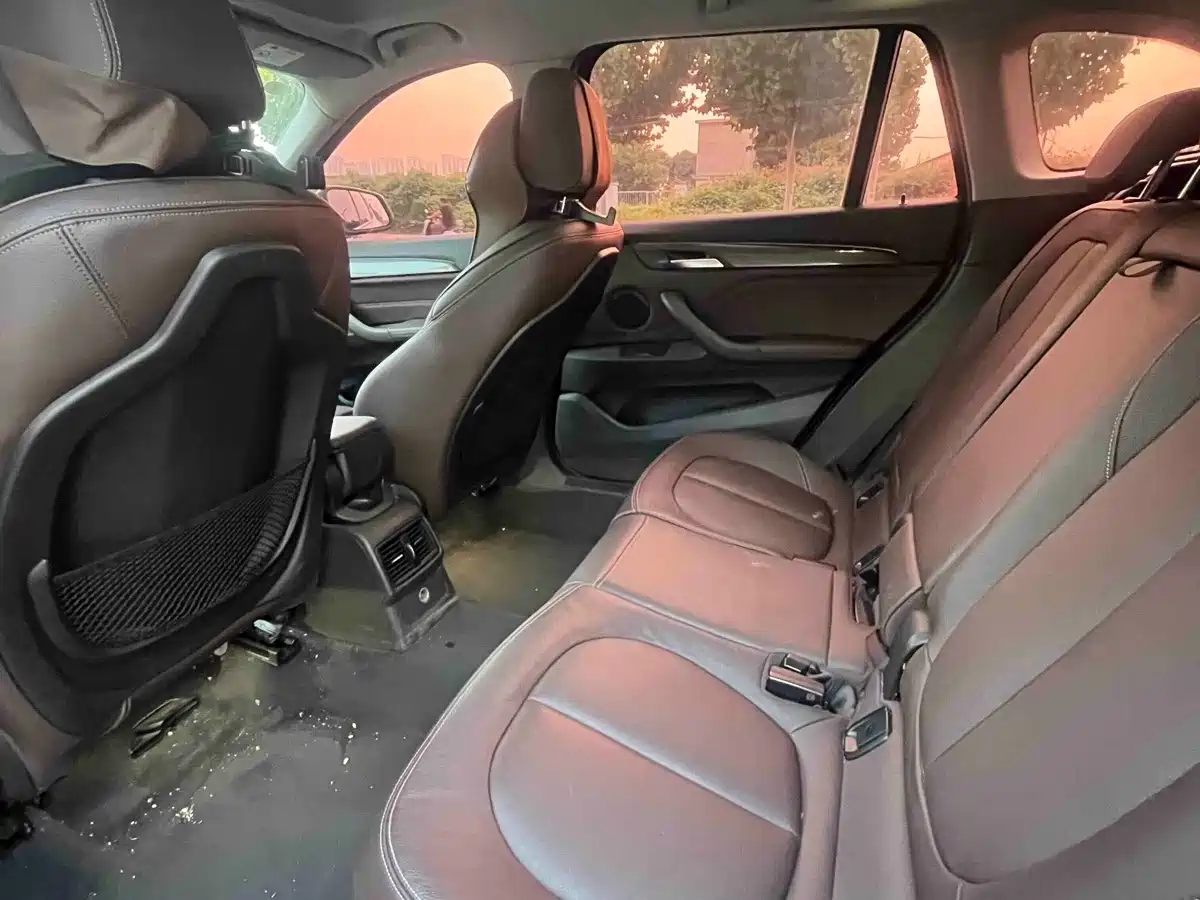 Photo 6 - BMW X1