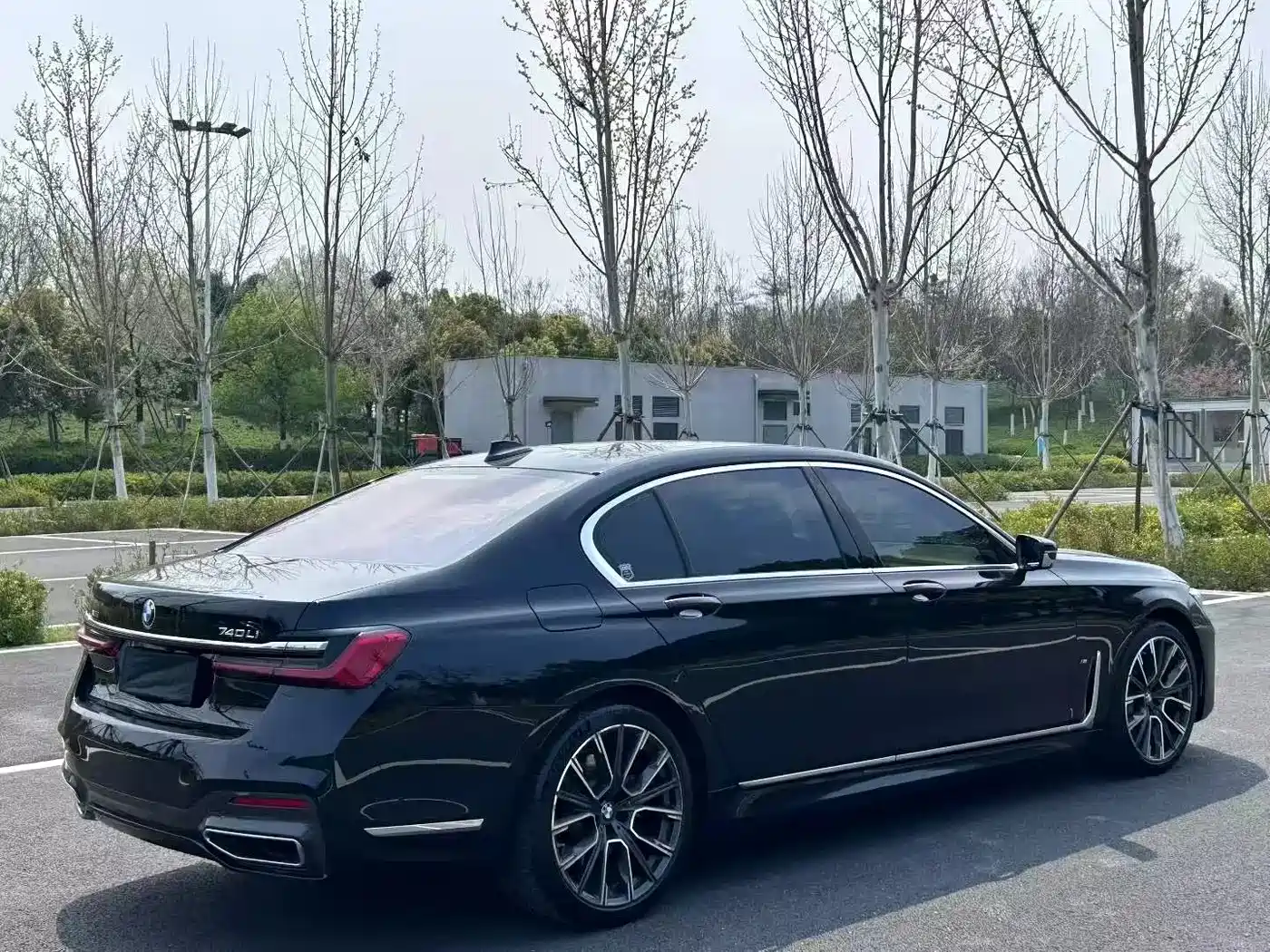 Photo 6 - BMW 7 Series