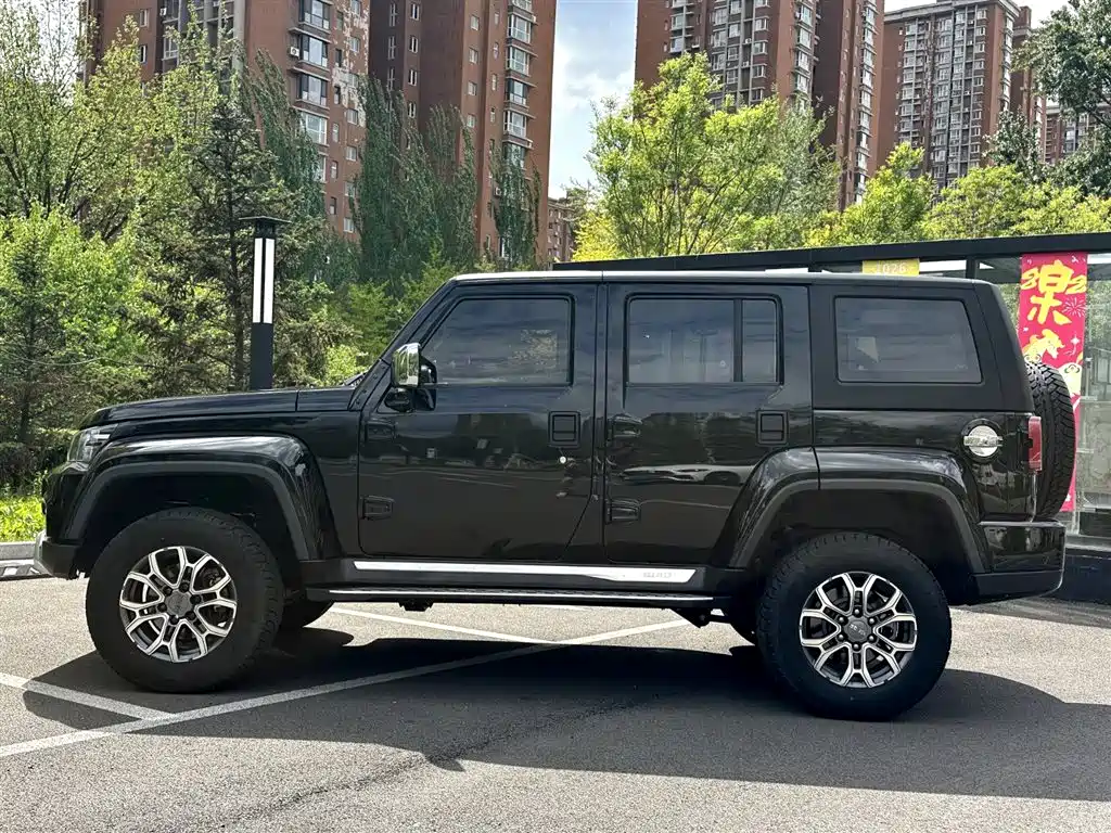 BAIC ORV Beijing Offroad BJ40 2023 2.0T Auto 2WD Urban Hunter Knight Edition фото 16