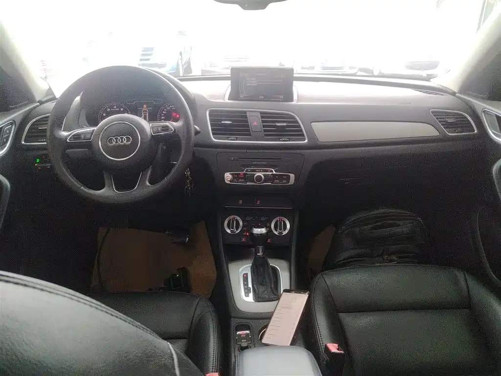 Audi Q3 2015 35 TFSI Progressive фото 6