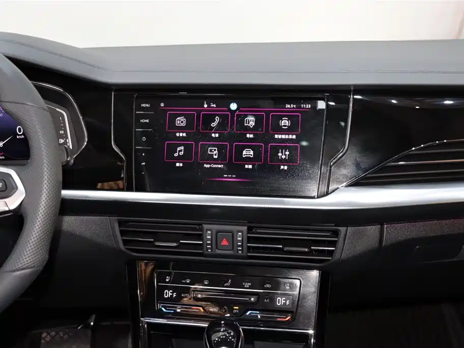 Volkswagen Passat 2025 Outstanding 380TSI Starlight Dragon Glory Edition фото 14