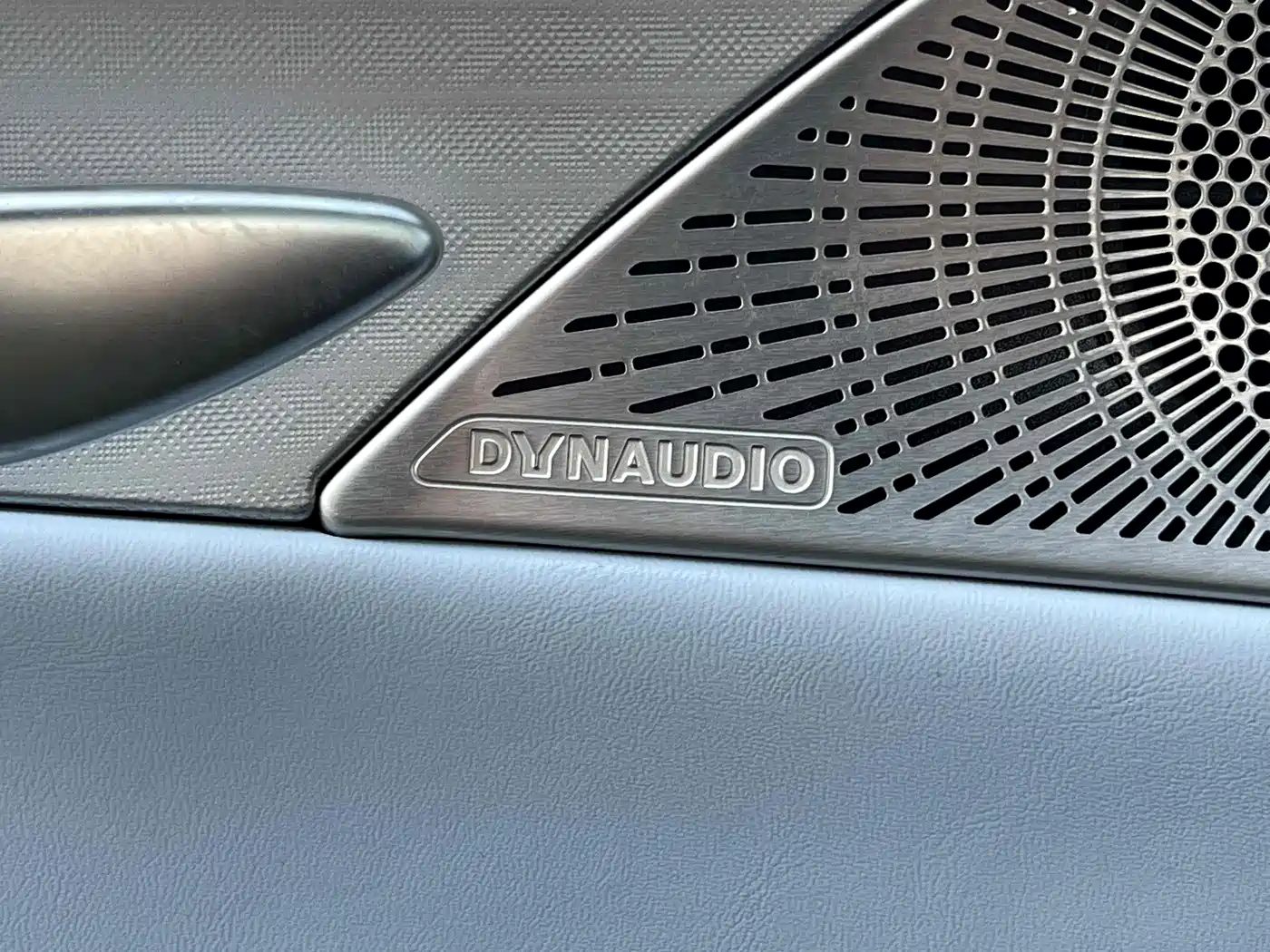 Voyah Auto VOYAH Zhuiguang 2023 4WD Flagship Edition фото 16