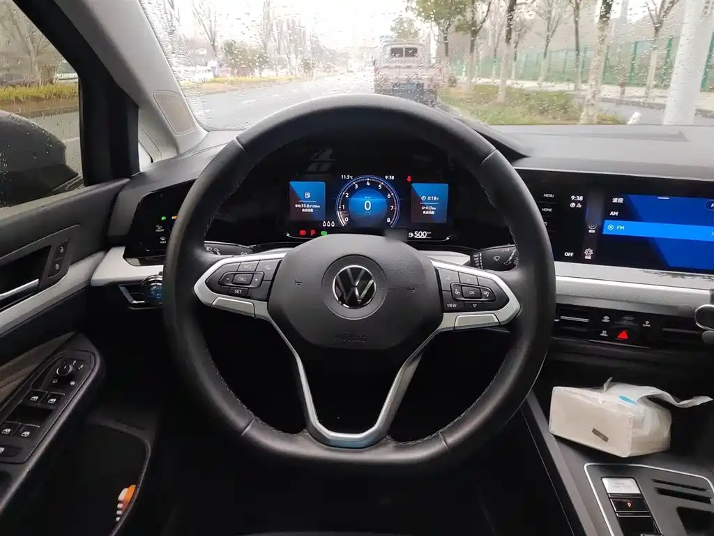 Volkswagen Golf 2023 280TSI DSG Pro фото 3