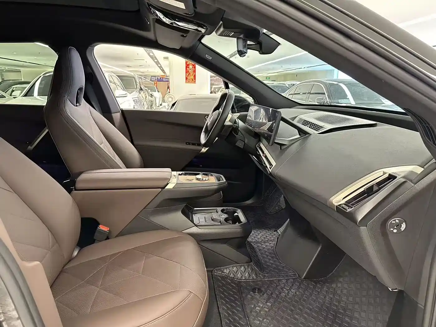 BMW iX 2024 2023 Facelift xDrive40