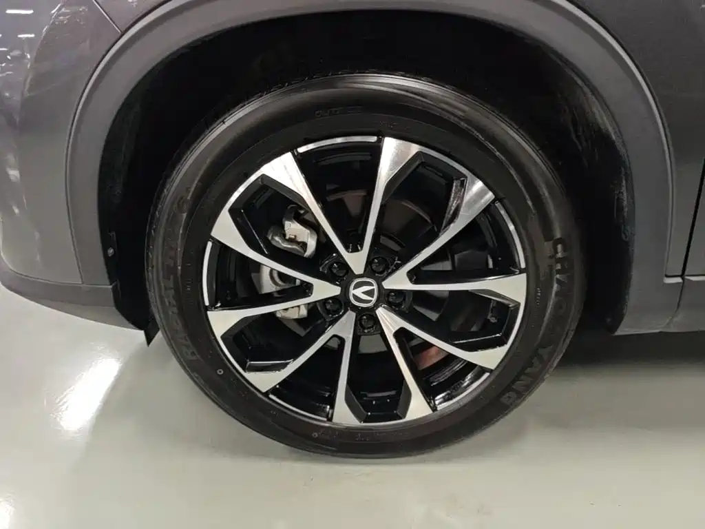 Changan X7 PLUS 2025 2024 1.5T Automatic Noble 7-Seater