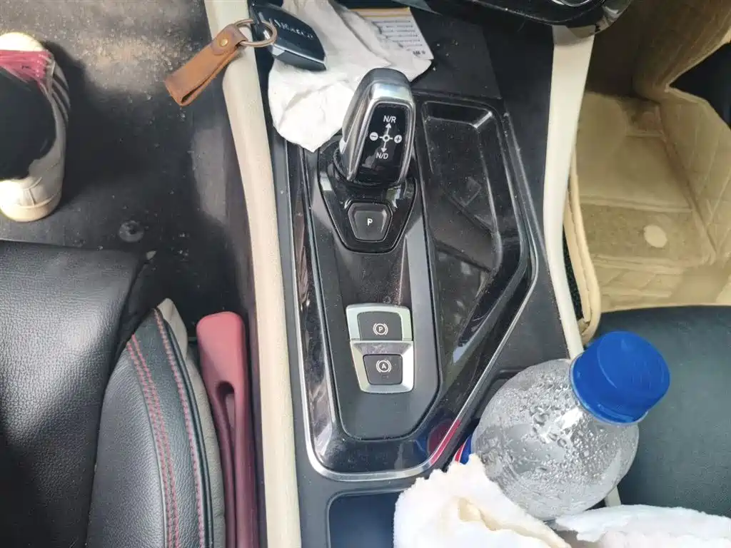 Lynk & Co 02 2018 Model 1.5T DCT 2WD Yao Pro Edition China V фото 7