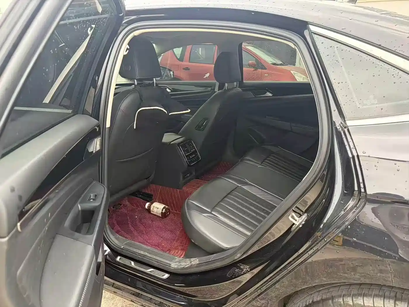 Volkswagen Passat 2023 330TSI Starlight Luxury Edition фото 7