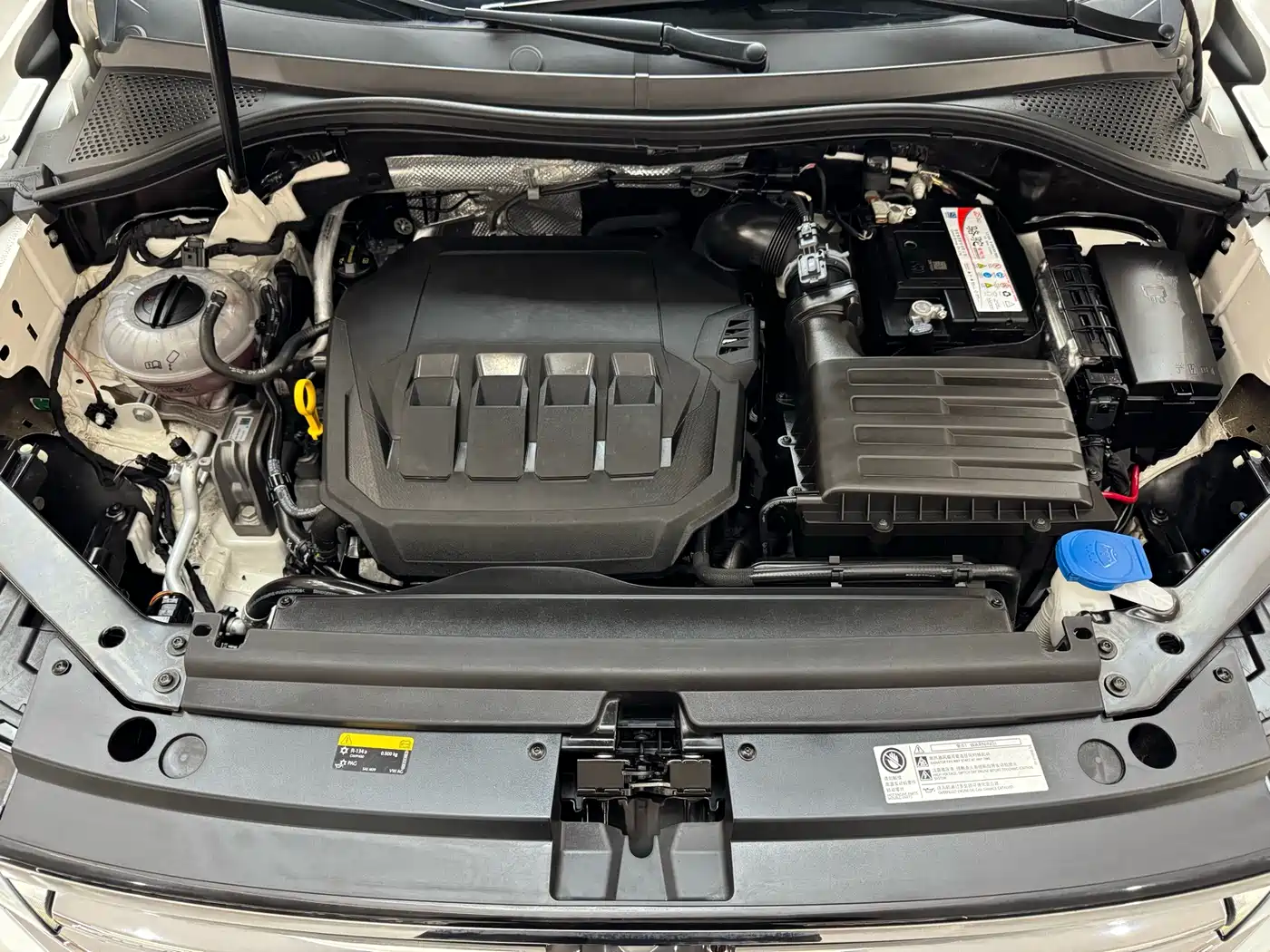 Volkswagen Tiguan L 2022 330TSI Automatic 2WD Comfort Edition фото 9