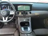 Photo 13 - Mercedes-Benz E-Class