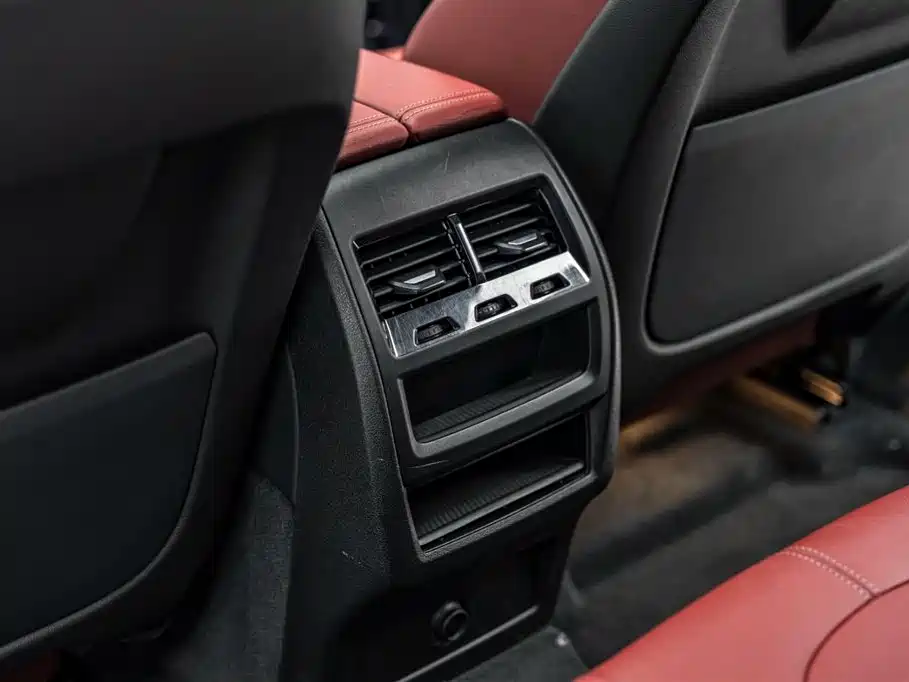 BMW X6 2021 xDrive30i M Sport Package фото 28