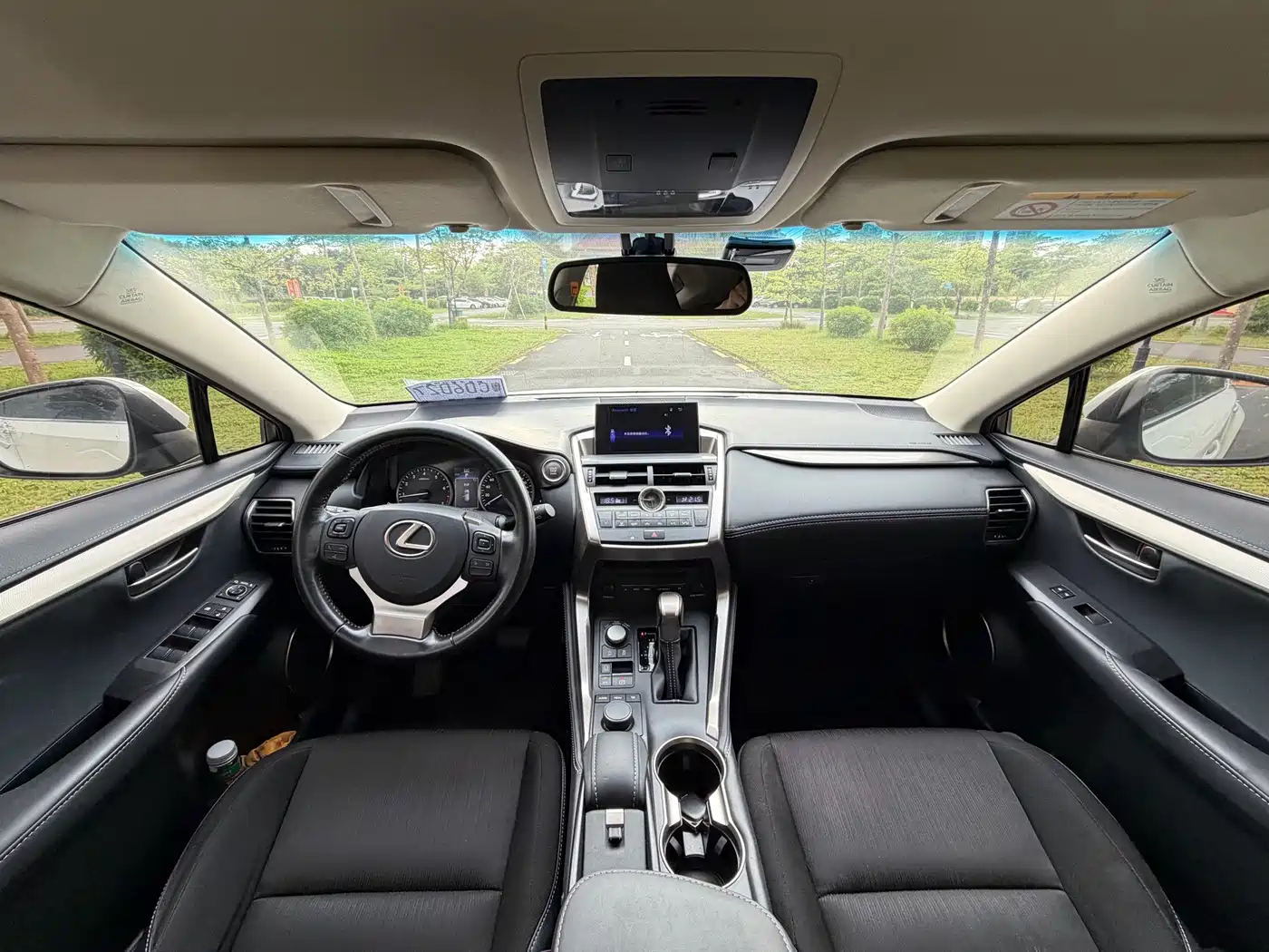 Фото 6 - Lexus NX