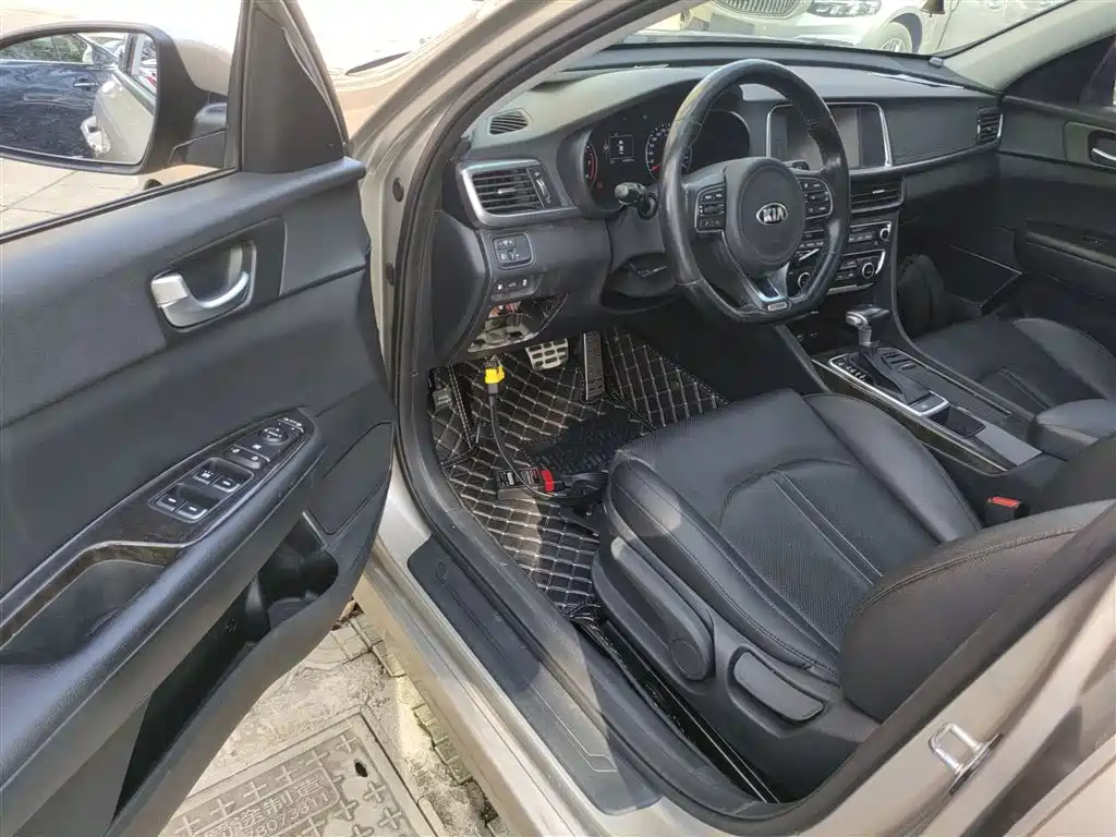 Kia K5 2016 1.6T Automatic LUX фото 12