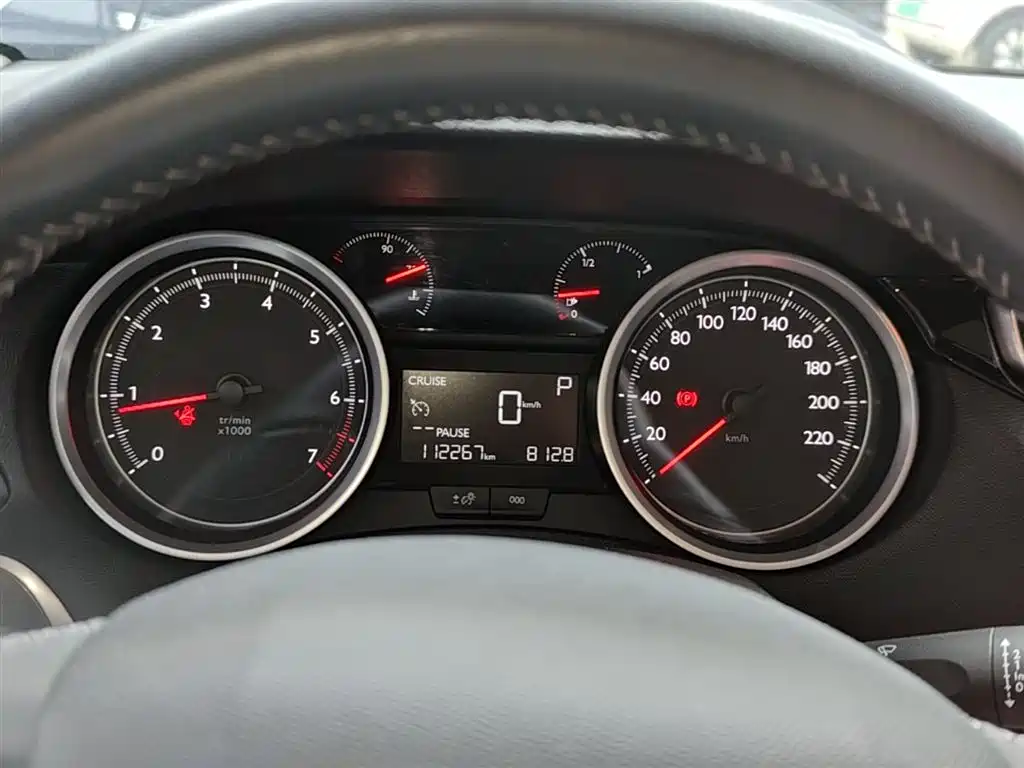 Peugeot 408 2018 Facelift 350THP Automatic Luxury фото 12