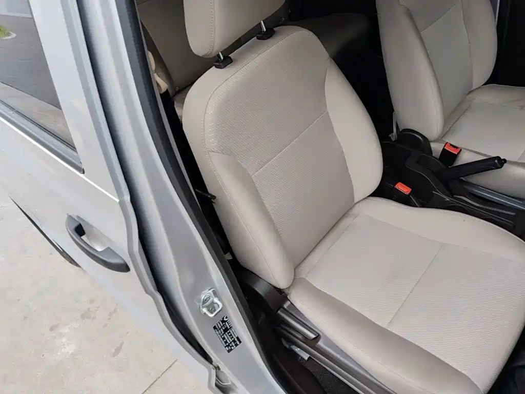 Wuling Motors Wuling Hongguang V 2024 2022 1.5L Power Take Edition Electric Power Steering LAR