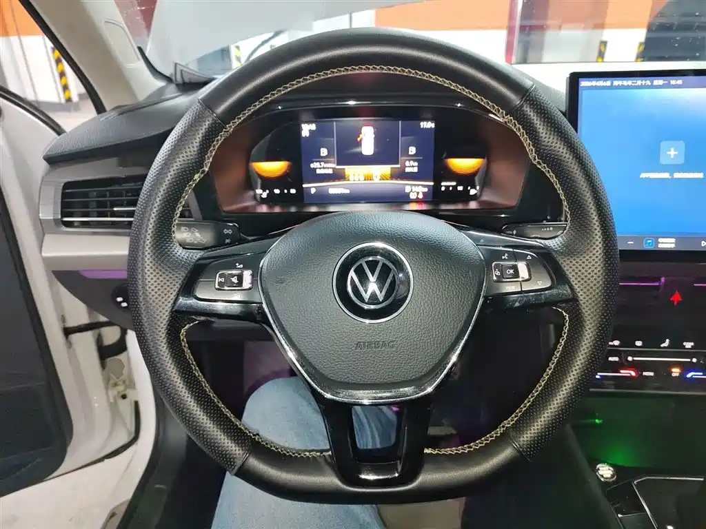 Volkswagen Lavida 2021 1.5L Auto Comfort Edition фото 7