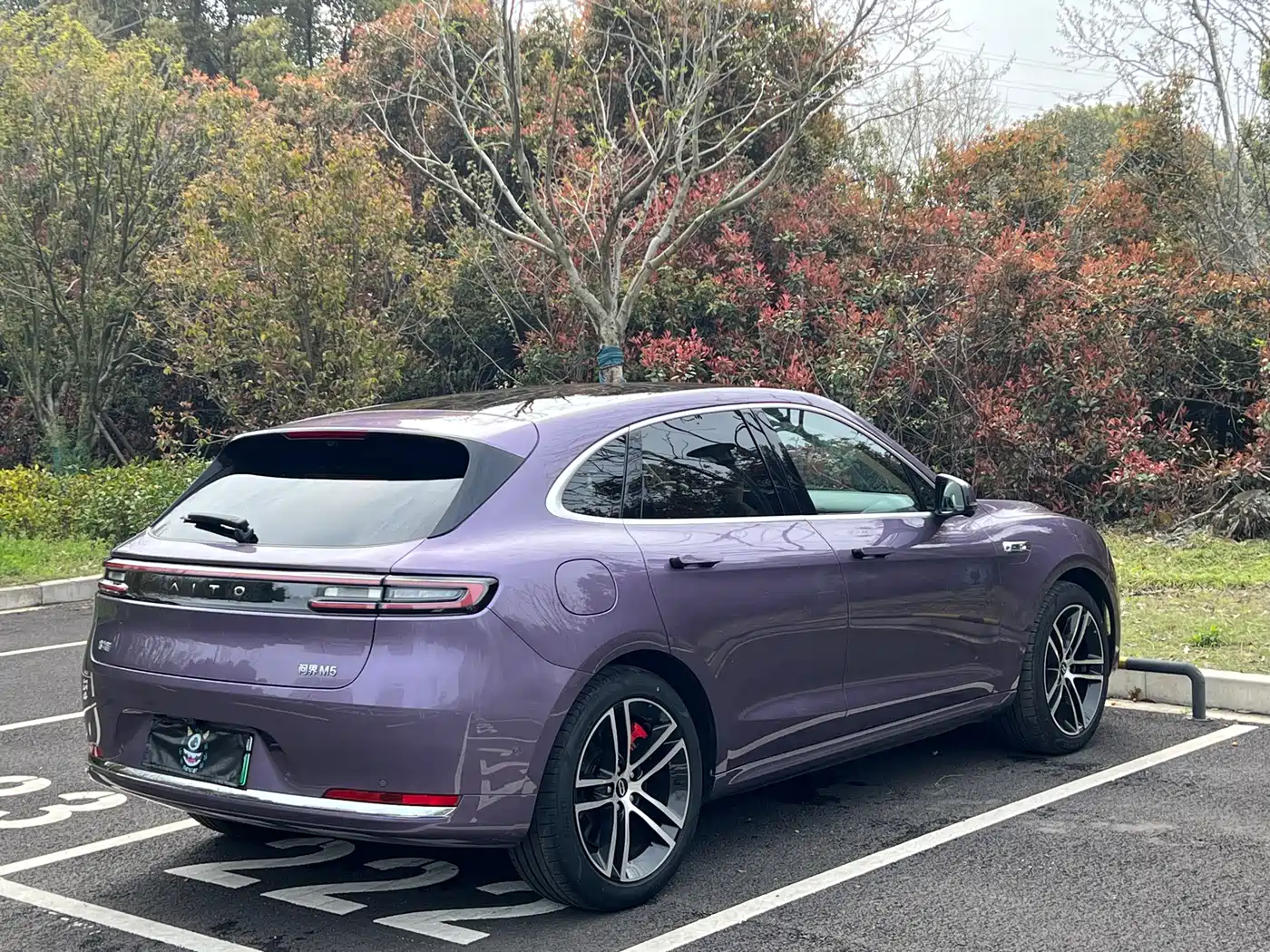 AITO Wenjie AITO M5 2025 Extended Range Ultra AWD фото 15