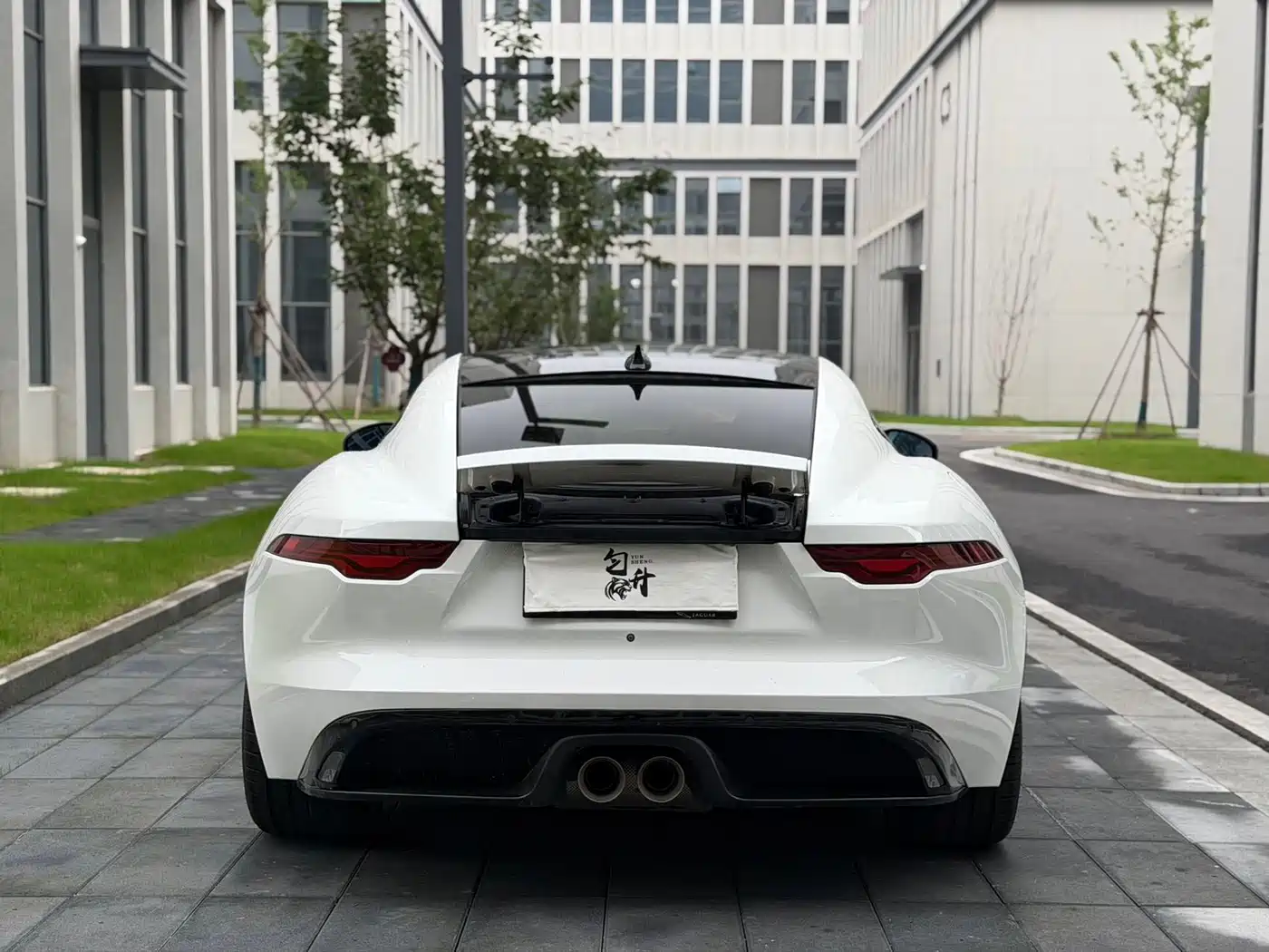 Jaguar F-TYPE 2020 2021 P300 Rear-Wheel Drive Coupe