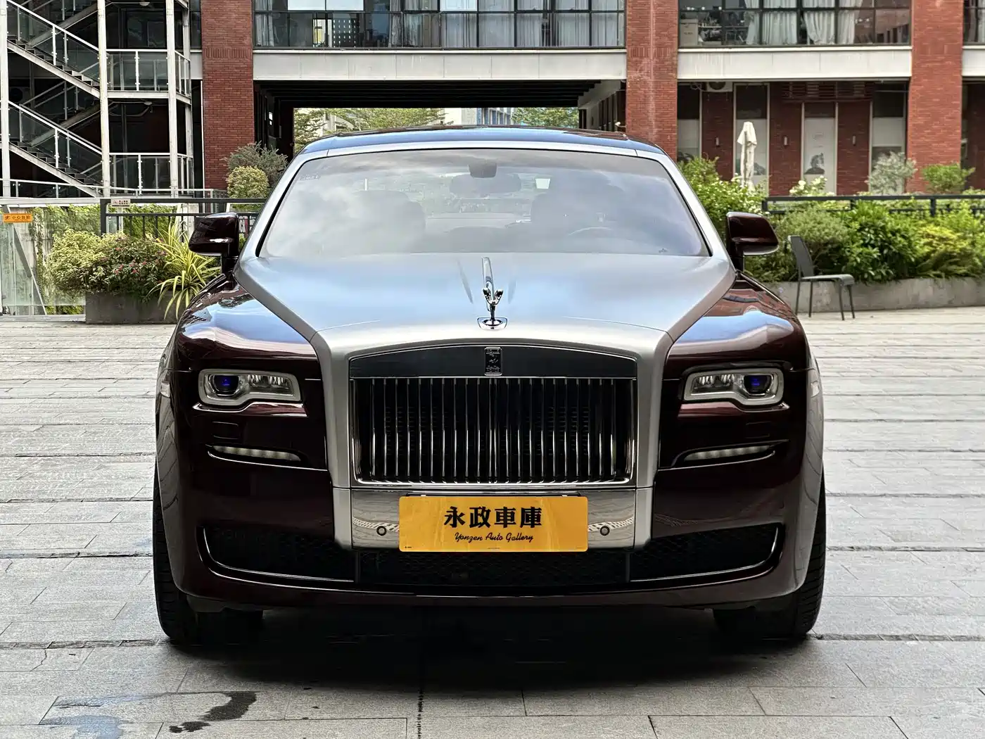 Фото 2 - Rolls-Royce Ghost