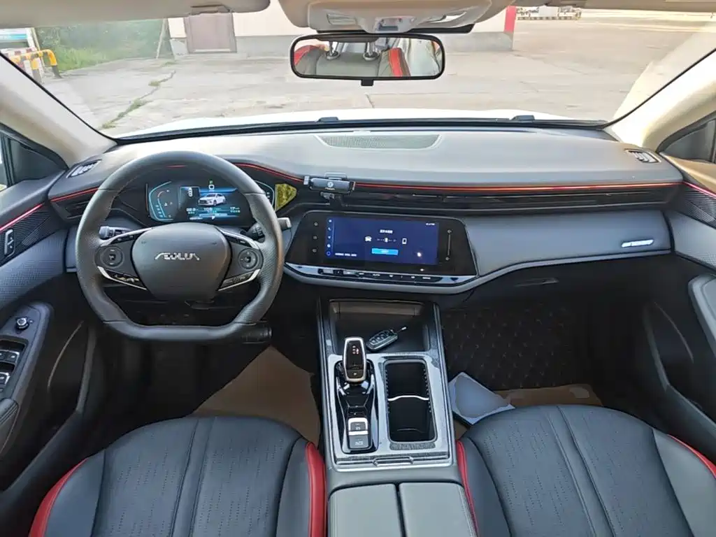Dongfeng Aeolus Yixuan MAX 2023 2024 1.5T Prestige Edition