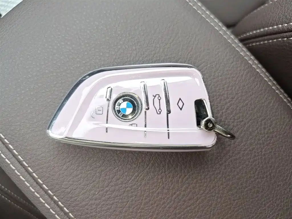 BMW 1 Series 2020 Model 120i M Sport Package фото 8